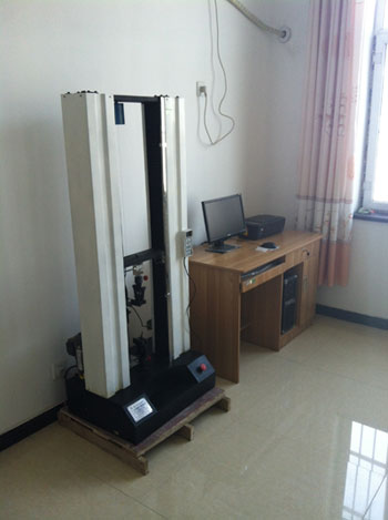 橡膠止水材料實驗室左側